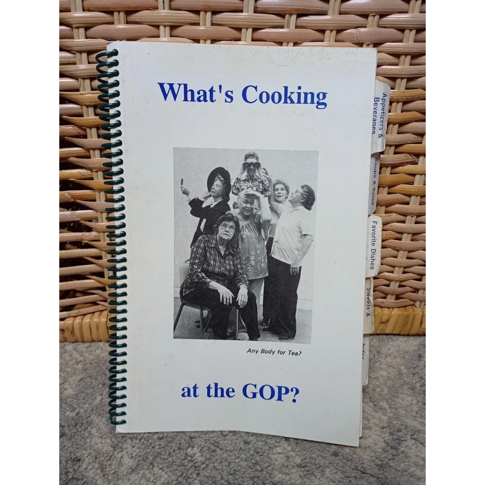 Vtg Spiral Cookbook Grand Olde‎ Players Omaha, Nebraska Community Theater 1980s